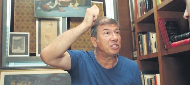 Hakan Şükür ve Arif vatan hainleridir