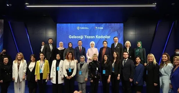 Emine Erdoğan’dan ’Geleceği Yazan Kadınlar Ödül Töreni’nde önemli mesajlar: Gelecek insanlığın ortak umududur