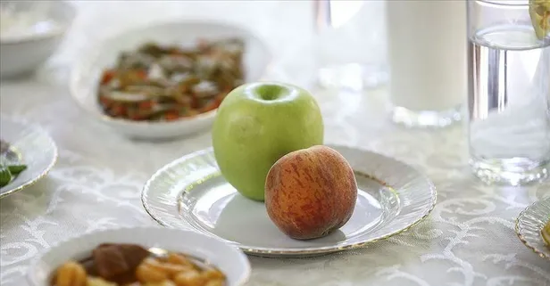 Uzmanı TAKVİM okuyucuları için anlattı: Ramazan ayında sık yaşanan sindirim sorunları için 5 adım!