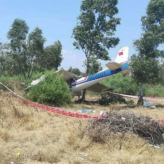 İzmir’de özel uçak düştü!