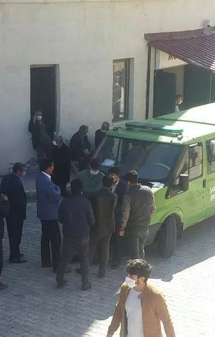 Van'da Vefa Sosyal Destek Grubunun hedef alındığı saldırıya sert tepki: Hesabı sorulacak