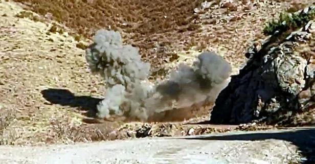 Bitlis kırsalında terör örgütü PKK'ya ait EYP ve top mühimmatı ele geçirildi!