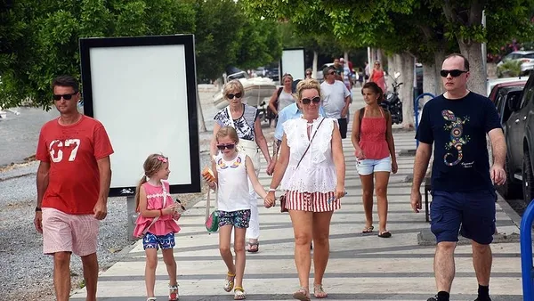 son-dakika-ingilterede-normallesme-adimlari-turkiyeye-tatil-paketi-satislari-patlama-yapti-1614074529234.jpg SON DAKİKA: İngiltere'de normalleşme adımları! Türkiye'ye tatil paketi satışları patlama yaptı-2