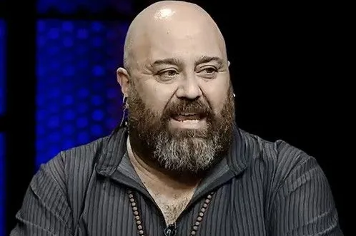 Survivor 2021 yarışmacısı çıka çıka bakın kim çıktı yoksa torpilli mi ! Survivor'ın yakışıklısı Masterchef jürisi Somer Sivrioğlu'nun...-2