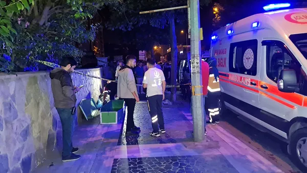 duzcede-yasli-adam-tavuk-donerin-nefes-borusuna-kacmasi-sonucu-hayatini-kaybetti-1661236934805.jpg Düzce'de yaşlı adam tavuk dönerin nefes borusuna kaçması sonucu hayatını kaybetti-2