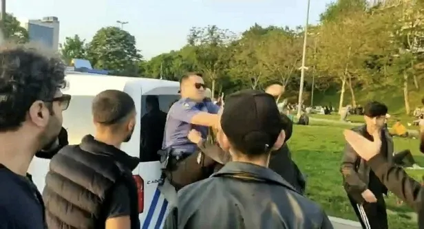 kadikoyde-polise-mukavemet-eden-4-supheli-gozaltina-alindi-1684698971728.jpeg Kadıköy'de polise mukavemet eden 4 şüpheli gözaltına alındı-2