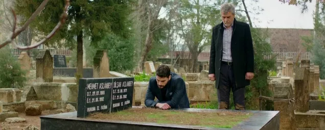 Hazar ve Miran, Dilşahın mezarında karşılaşıyor! Hercai yeni bölüm