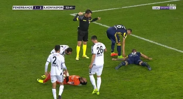 Kadıköy'de şok! F.Bahçeli yıldızın kolu kırıldı-1