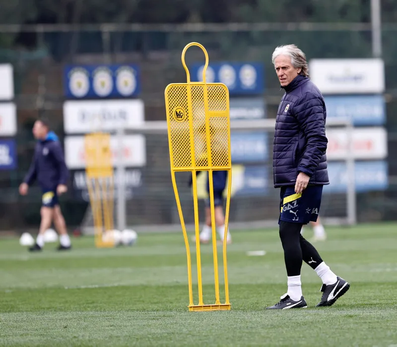 Fenerbahçe'den açıklama geldi! "Bora Aydınlık ve..." - 10