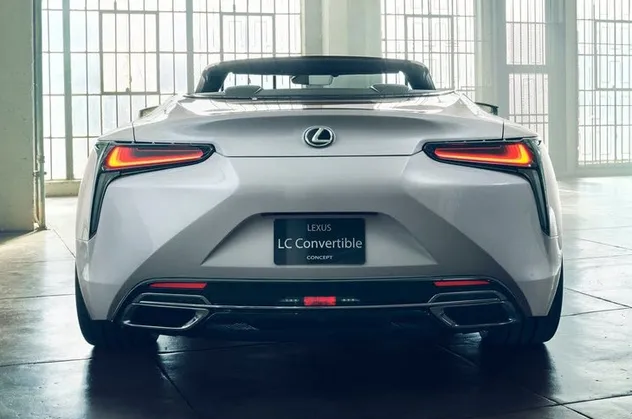 Lexus üstü açılabilir 2019 LC Convertible Concept'i tanıttı