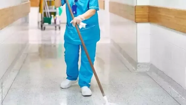 25-30 Eylül KPSS şartsız, en az ilkokul mezunu olan binlerce temizlik görevlisi alınıyor! İŞKUR duyurdu: İşte başvuru şartları-5