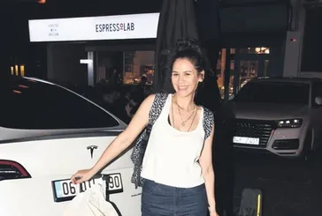 Oyuncu Ekin Türkmen: Yaz boyu tatil yapacağım