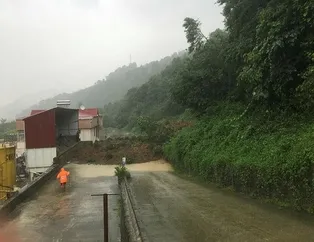 Of’ta sel ve heyelan! Acı haber geldi