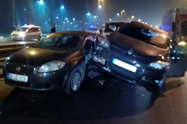 Avcılar'da feci kaza: 2 yaralı