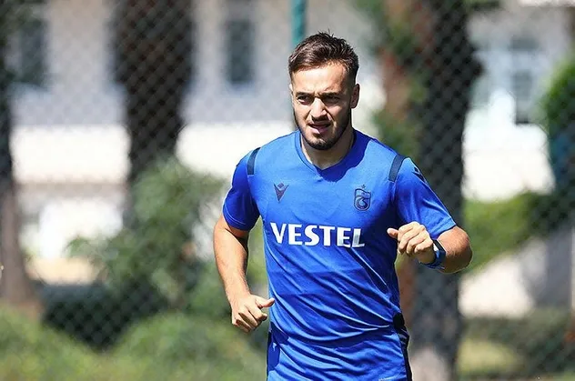 Trabzonspor Yusuf Sarı'nın sözleşmesinin feshedildiğini KAP'a bildirdi!