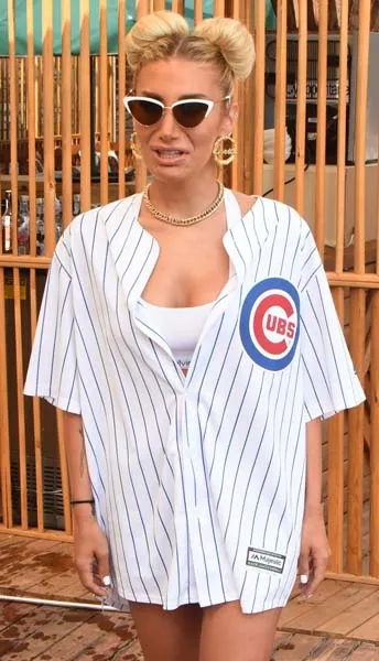 İrem Derici'den Barış Murat Yağcı'ya yanıt!