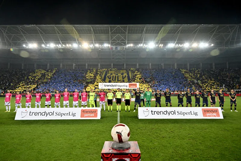 Fenerbahçe Ankaragücü'nü mağlup etti liderliği geri aldı! - 14