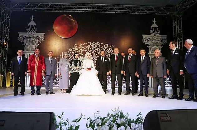 Başkan Erdoğan Malatya'da Melih Tüfenkci ile Seray Kayan'ın düğününe katıldı