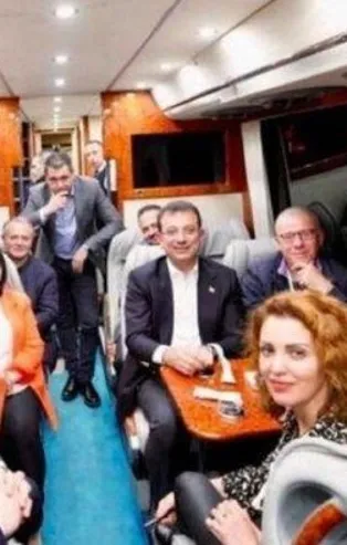 "Nagehan Alçı'ya VIP minibüs bize yarım otobüs"! İmamoğlu'na sanatçılardan sonra bir tepki de TELE1 muhabirinden