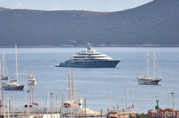 100 milyon dolardan pahalı! Yüzen saray Flying Fox Bodrum'da üzerindeki helikopter bile 10 milyon dolar - 2