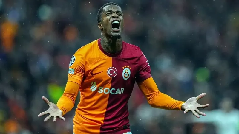 7-gol-10-asist-galatasaraydan-golcu-bek-transferi-yildiz-isim-duyuruldu-1717700454274.jpeg 7 gol 10 asist... Galatasaray’dan golcü bek transferi! Yıldız isim duyuruldu-6