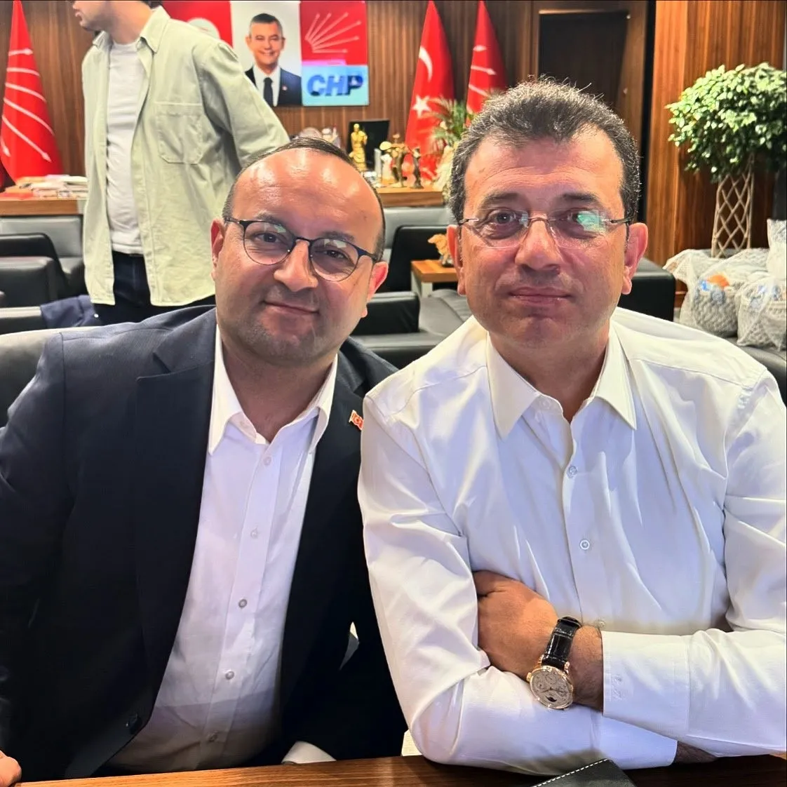 'Kara Kutu'dan şaibe çıktı! Turgut Koç CHP kurultayını sakatlayan çarkı isim isim anlattı: Özgür Özel ve Veli Ağbaba her şeyden haberdardı-8