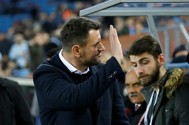 Trabzonspor'dan ayrılan Hüseyin Çimşir'den veda mesajı: Bir ferdi bir neferi olmaya devam edeceğim