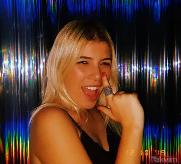 Sihirli Annem’in 'Toprak Reis'i büyüdü son haliyle bir afet-i devran oldu! Jennifer Boyner'i pespembe saçlarıyla görenler inanamadı - 18