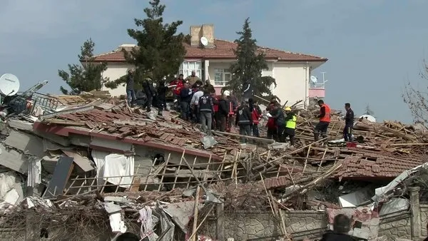 Son dakika: 27 Şubat 2023 Malatya Yeşilyurt depremde ölen var mı? 20 kişi enkaz altında! AFAD-KANDİLLİ SON DEPREMLER!-4