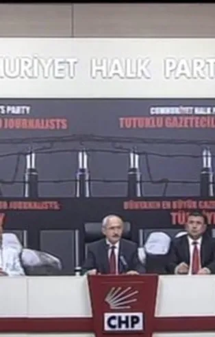 Mersin'de polisevine saldıran PKK'lı teröristi CHP'nin aklama görüntüleri ortaya çıktı: Eli silahlı terörist göremedik!