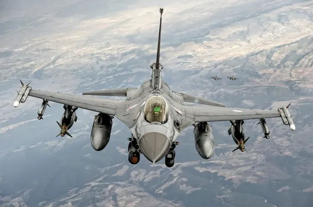 Son dakika: Irak'ın kuzeyine hava harekatı