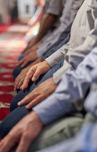 Yatsı namazı hangi saatte nasıl kılınır, kaç rekattır? Yatsı namazı kılınışı, okunacak dualar neler? Faziletleri...