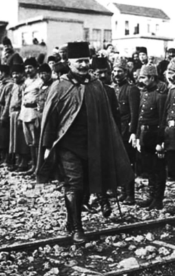 İslam'ın şerefini koruyan paşaya iftira attılar!