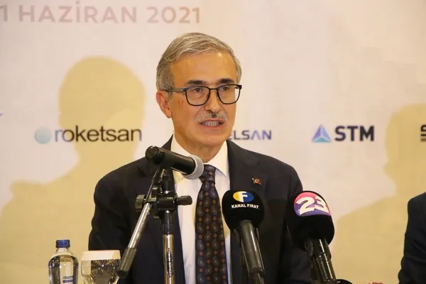 savunma-sanayi-baskani-ismail-demir-bugun-savunma-sanayi-ciromuz-10-milyar-dolarlari-asti-1623444788395.jpg Savunma Sanayi Başkanı İsmail Demir: Bugün savunma sanayi ciromuz 10 milyar dolarları aştı-3