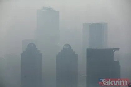 İstanbul’da yoğun sis hayatı olumsuz etkiledi! Sis etkileyici görüntüler oluşturdu