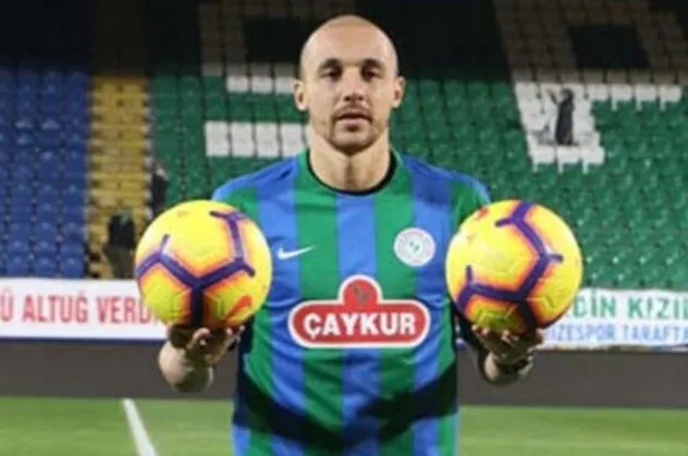 Aatif Chahechouhe Antalyaspor'la anlaştı