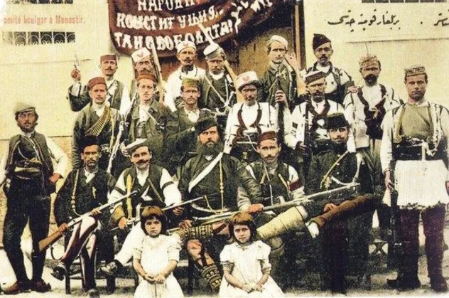 Teröristler 200 yıldır aynı metodu kullanıyor! Osmanlı döneminde eşeklerle, şimdi canlı bombalarla...