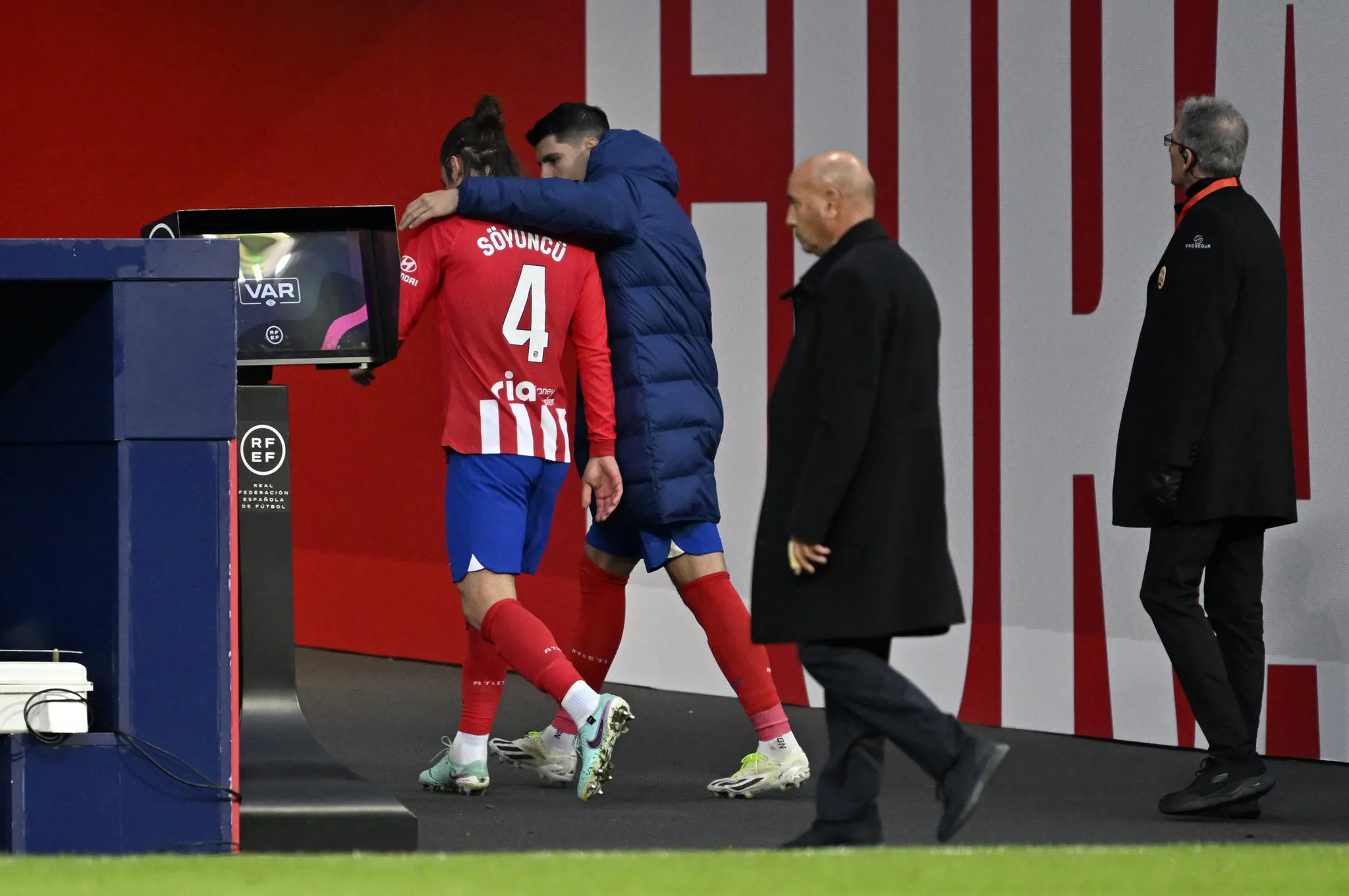 Fatih Terim'den Fenerbahçe'ye şok! Transfer çalımı yükleniyor: Çağlar Söyüncü - 14