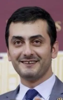 FETÖ'den Eren Erdem’e çiçek saksısında tape servisi!