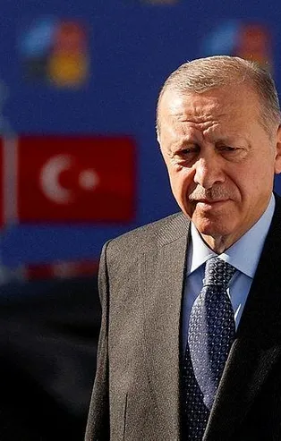 İngiliz Financial Times yazarı Gideon Rachman'dan skandal analiz: Başkan Erdoğan'ı hedef aldı!