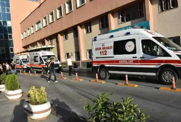 batmanda-once-tartistigi-sevgilisini-sonra-kendisini-vurdu-ikisi-de-agir-yarali-1656495759948.jpg Batman'da önce tartıştığı sevgilisini sonra kendisini vurdu! İkisi de ağır yaralı-5