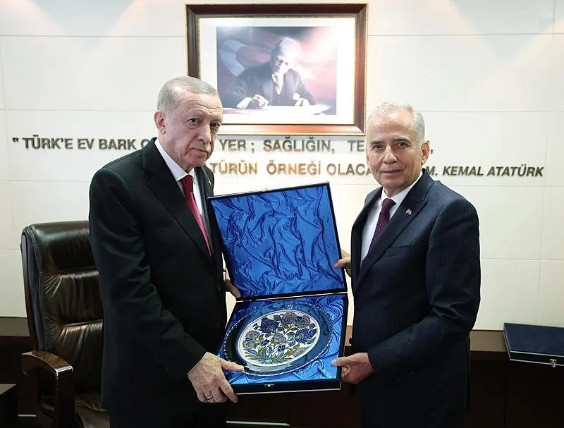 Başkan Recep Tayyip Erdoğan, Denizli Büyükşehir Belediye Başkanı Osman Zolan'ı kabul etti.