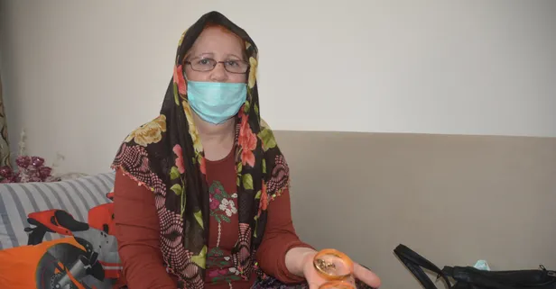 Konuşma engelli yaşlı kadını darbedip 2 bileziğini çalanlara yardım eden kişi komşu kızı çıktı