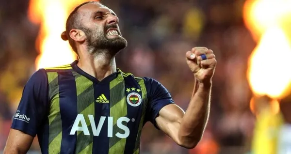 Lazio yönetimi geri adım attı! Vedat Muriç transfer olmak için artık Pereira'nın onayını bekliyor-6
