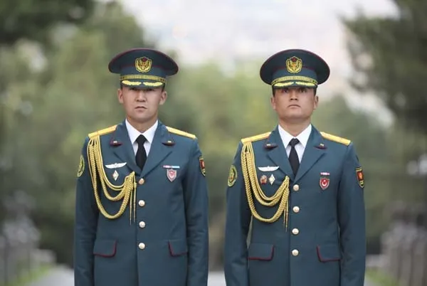 Başkan Erdoğan'dan Kırgız teğmenlere büyük jest-7