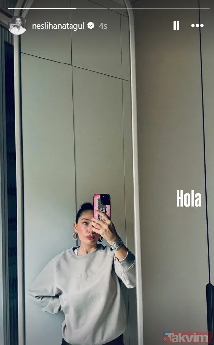 Neslihan Atagül'den yeni ayna pozu: Ünlü oyuncu doğal tarzıyla beğeni topladı - 1