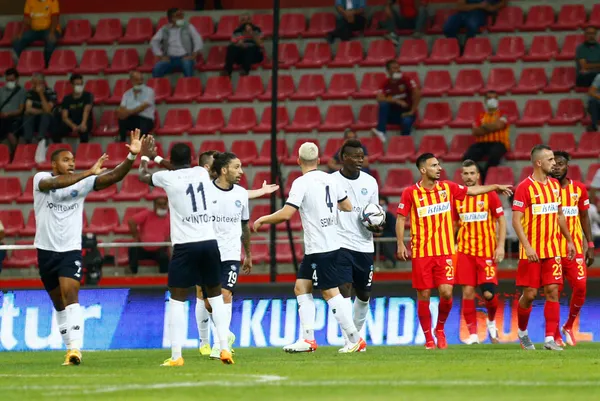 super-ligin-2-haftasinda-kayserispor-adana-demirsporla-1-1-berabere-kaldi-1629489375703.jpg