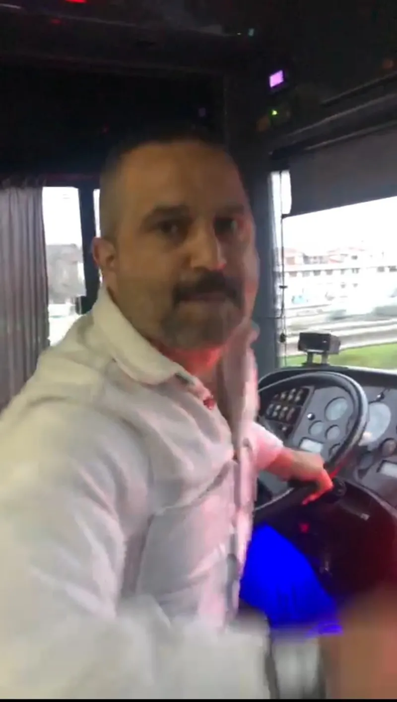 Son dakika: İstanbul Sultanbeyli'de durakta durmayan İETT şoförü kendisini uyaran kadına saldırdı-3