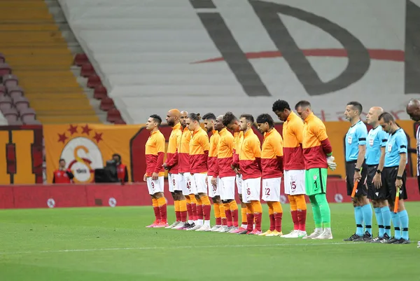 son-dakika-galatasarayin-denizlispor-maci-11i-belli-oldu-1620750592769.jpg