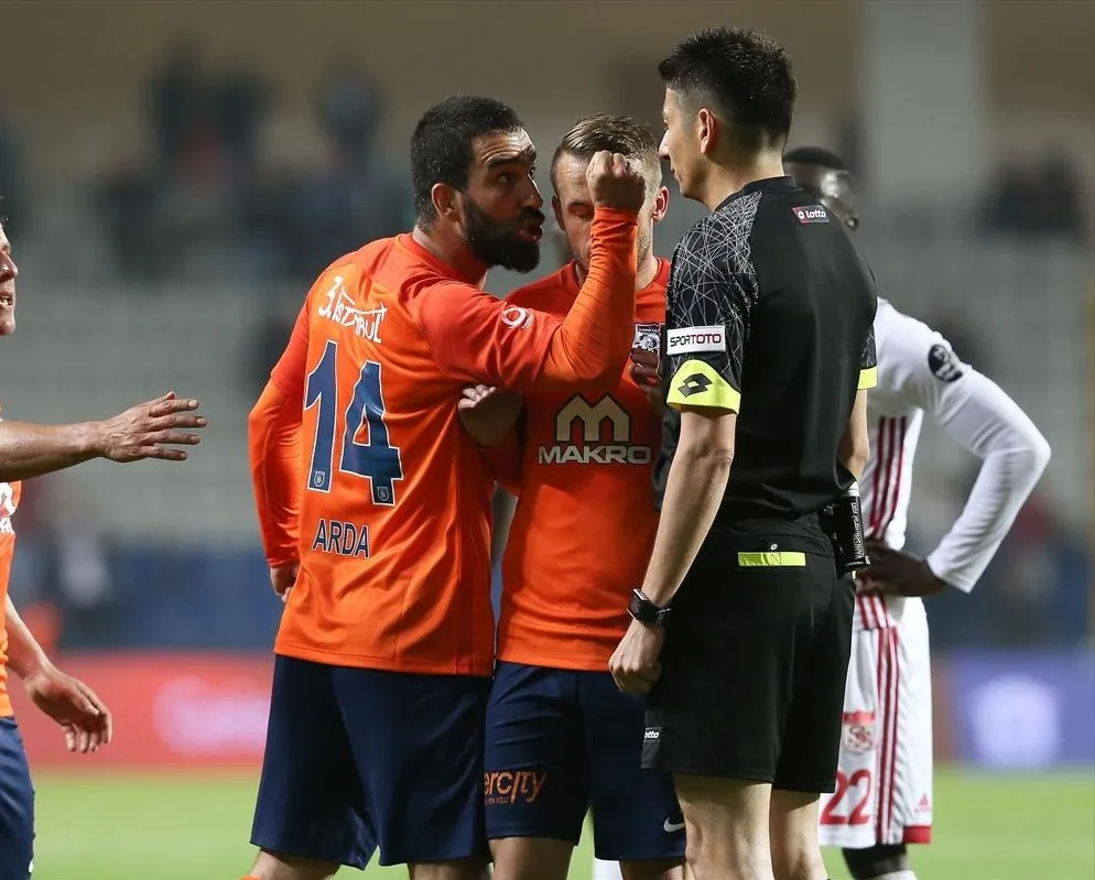 Arda Turan’a tarihi ceza!